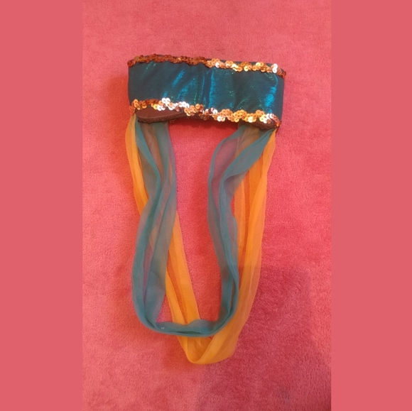 Performance / jasmine costume - Picture 3 of 3